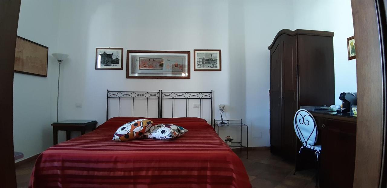 B&B Corte Barocca Lecce Buitenkant foto