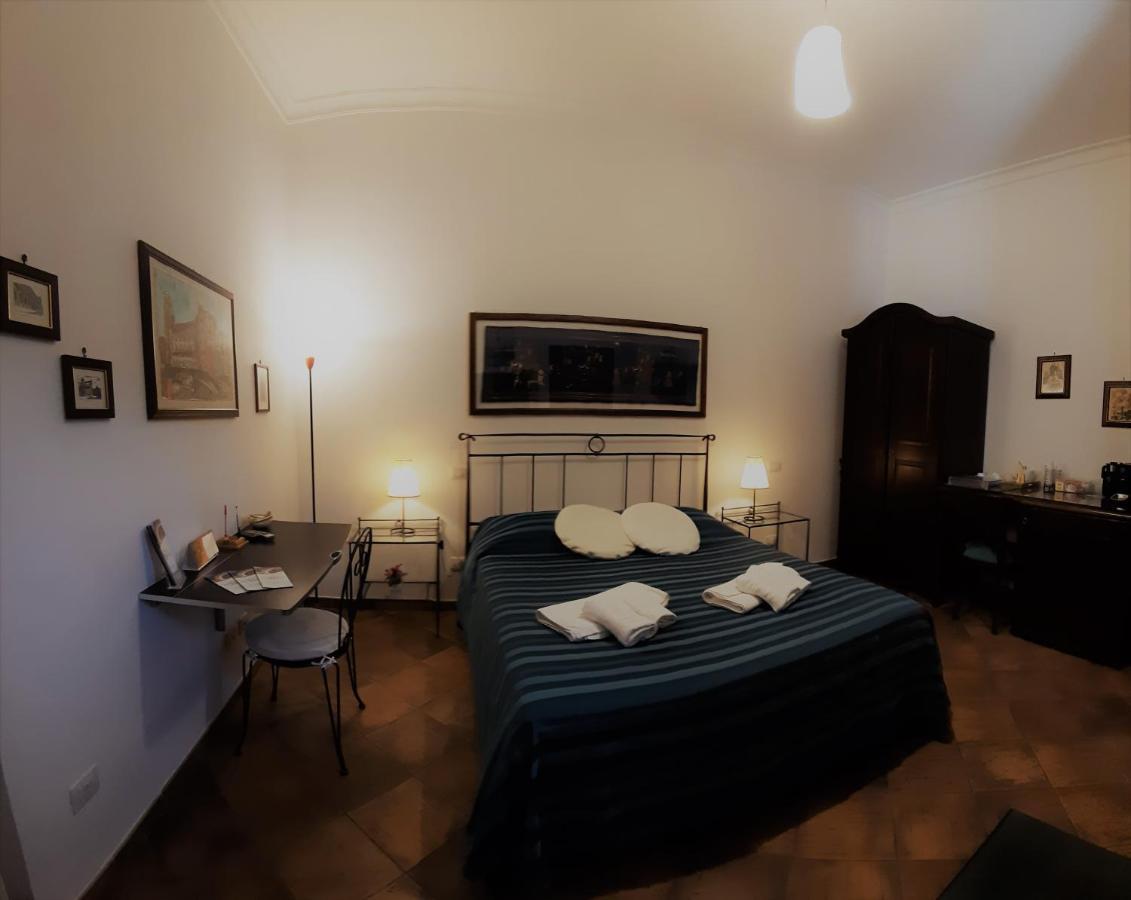 B&B Corte Barocca Lecce Buitenkant foto